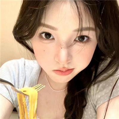 远山淡影